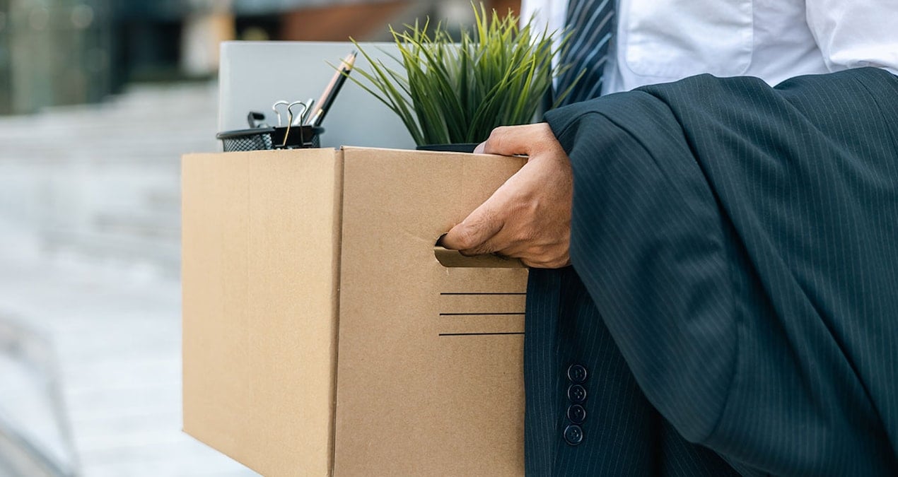 hatayi fark etti isine son verildi iMUKDRB9