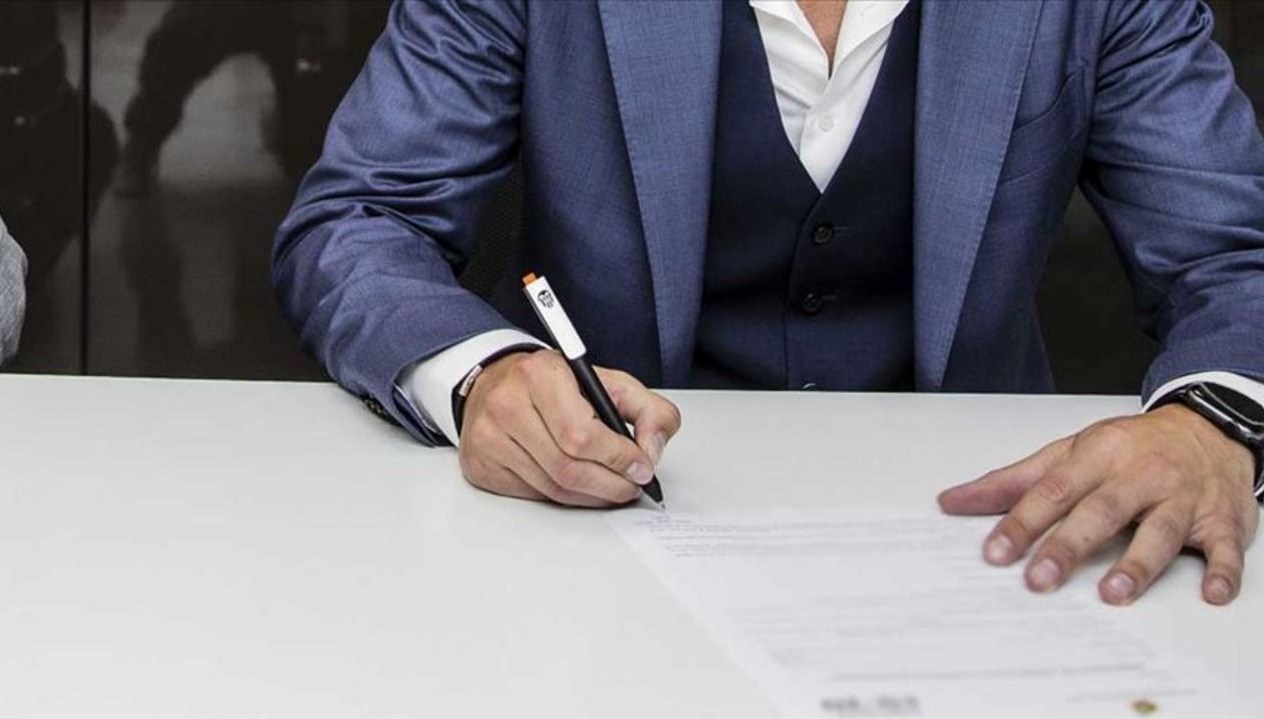 transfer donemi ne zaman bitiyor 2025 yaz transfer donemi bitis tarihi b15Ckrms