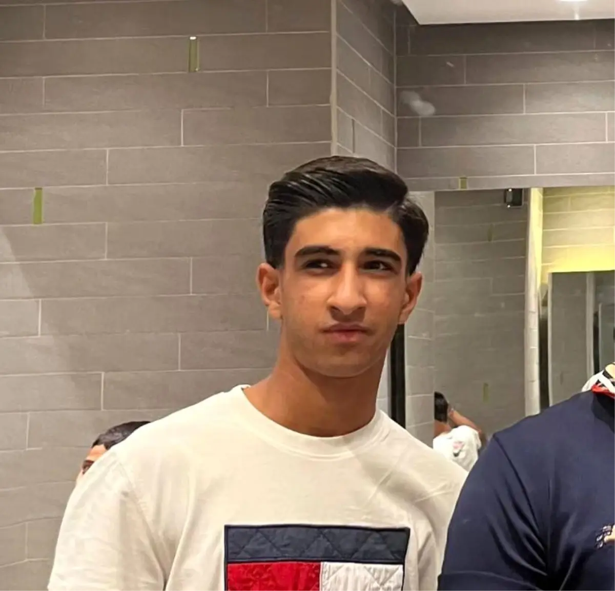 bicakli kavga 16 yasindaki genc hayatini kaybetti AiLwzNXP.jpg