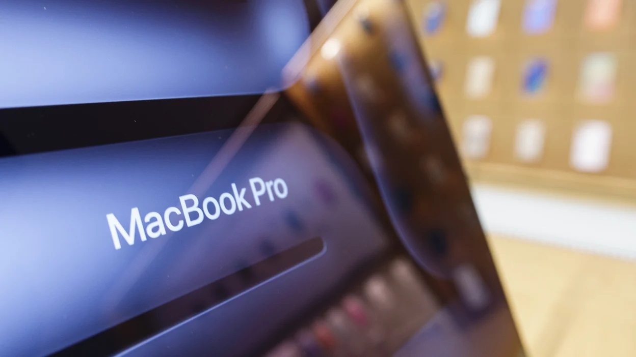 dokunmatik macbook pro yolda ipad ve mac deneyimi birlesiyor jlGD62wG.jpg