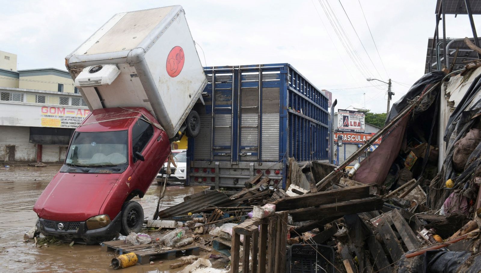 meksikada selin bilancosu agirlasiyor can kaybi 64e yukseldi AXyU5DNJ.jpg