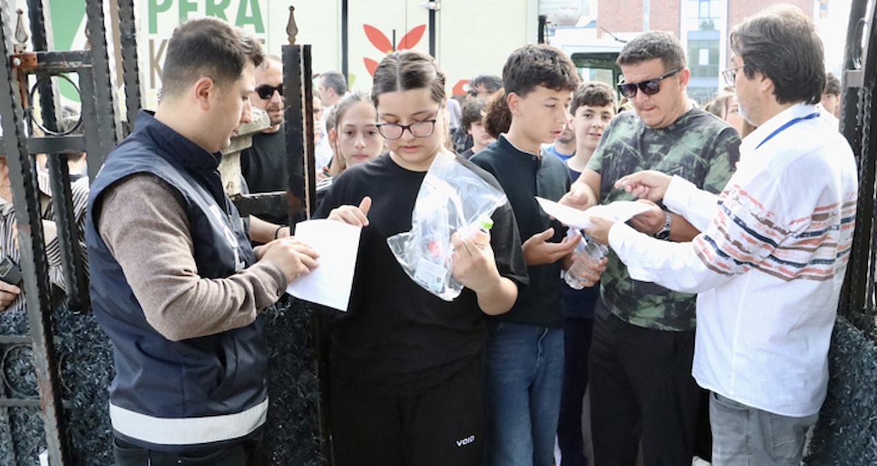 Milyonlar nefesini tuttu: LGS’nin ilk oturumu başladı