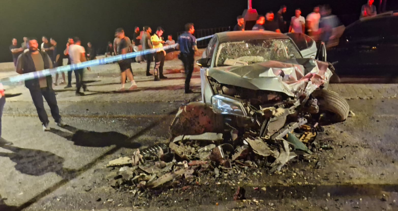 Hakkaride iki otomobil carpisti aralarinda cocuklarin da oldugu 7 yarali s11MxzNr